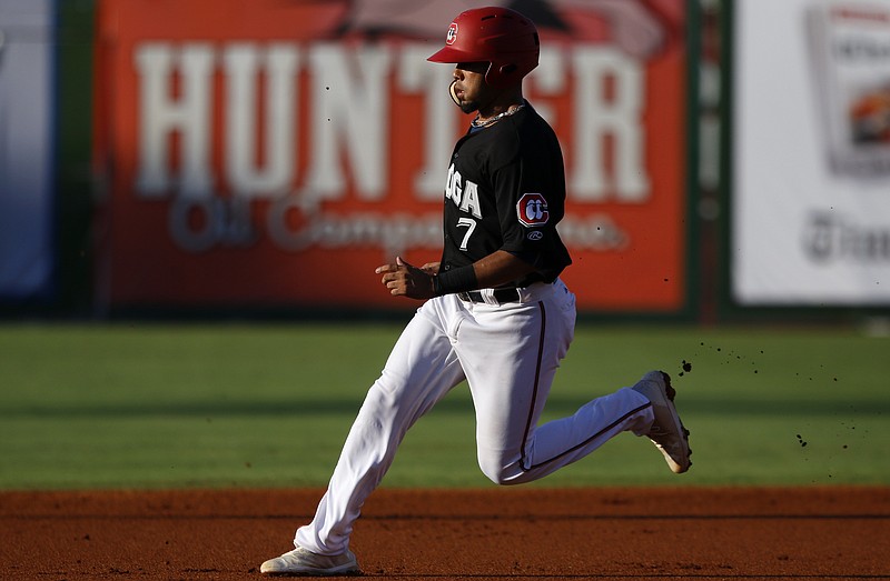 Lookouts designated hitter LaMonte Wade sprints towards second base in the bottom of the first inning against the Mobile BayBears at AT&T Field on Tuesday, June 5, 2018 in Chattanooga, Tenn.