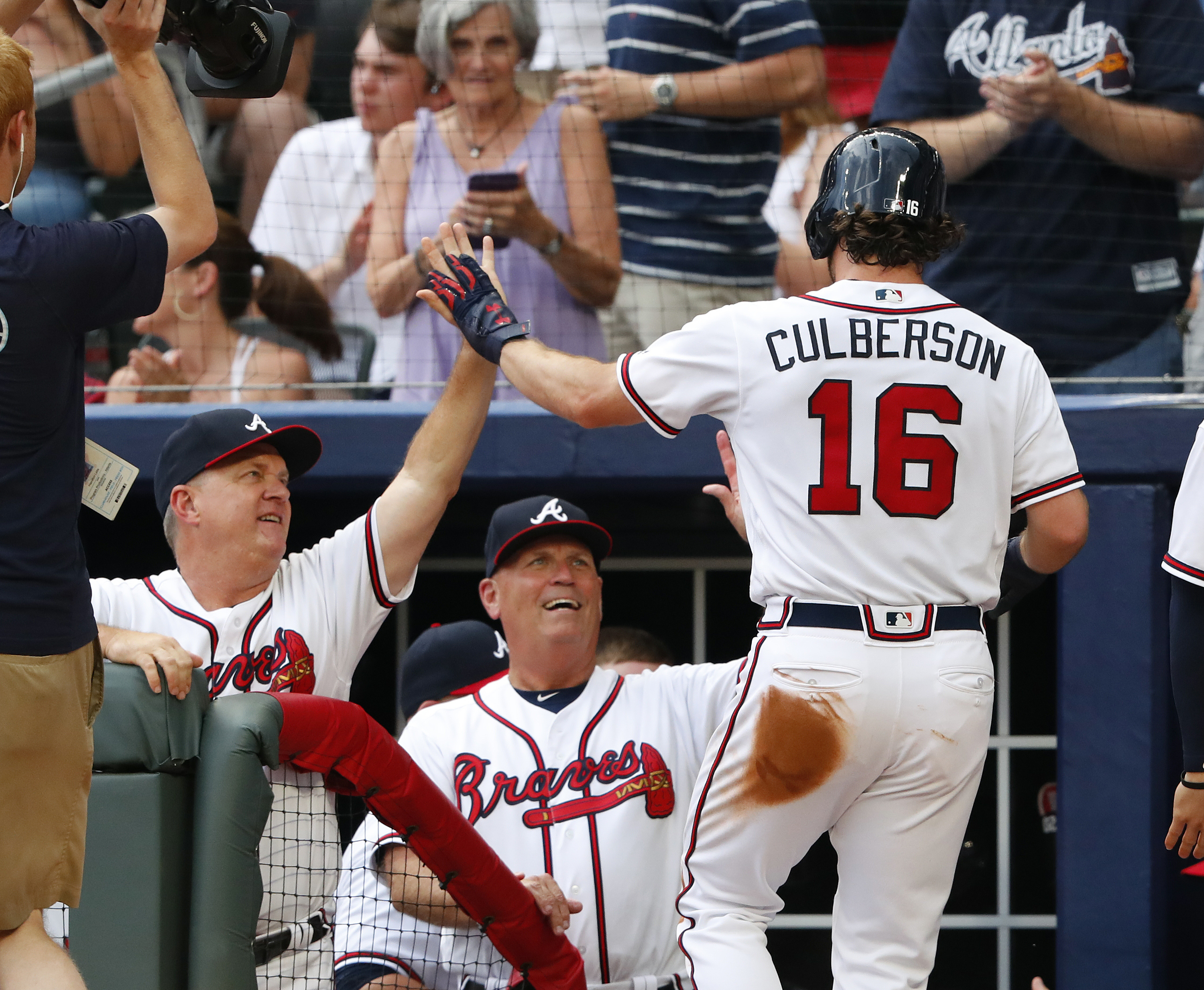 Sean Newcomb, Charlie Culberson power Braves past Padres, 1-0