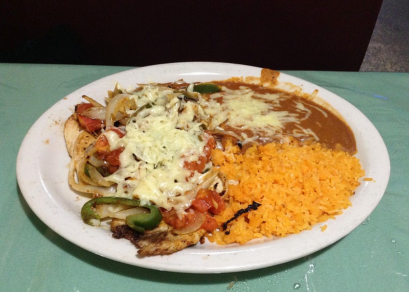 La Familia Mexican Restaurant's chef's specialty, Pollo Con Rajas. (Photo: Chris Zelk)