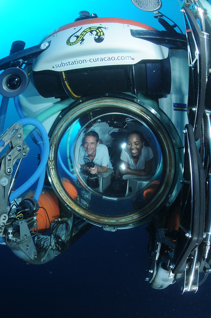 Fabien Cousteau and friend explore the ocean in the Substation Curacao's mini-submarine. (Tennessee Aquarium Contributed Photo)