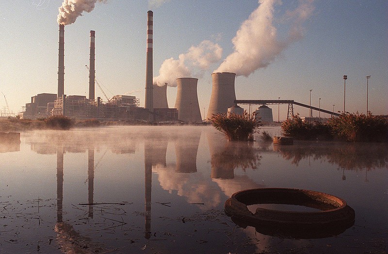 The Paradise Fossil Plant near Drakesboro, Kentucky, is one coal TVA might consider closing.