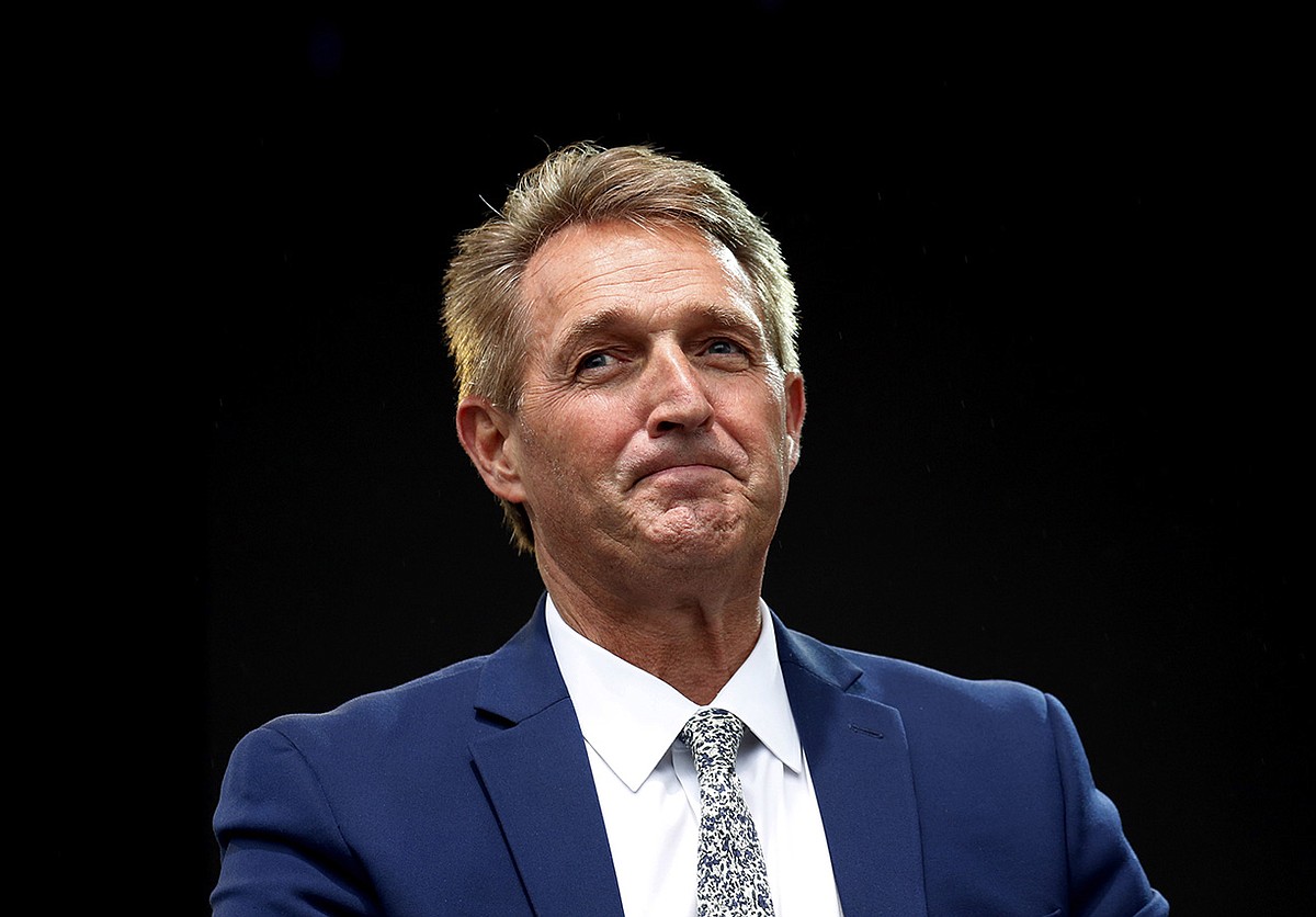 Flake urges 'real investigation' by FBI of Scotus nominee | Chattanooga ...