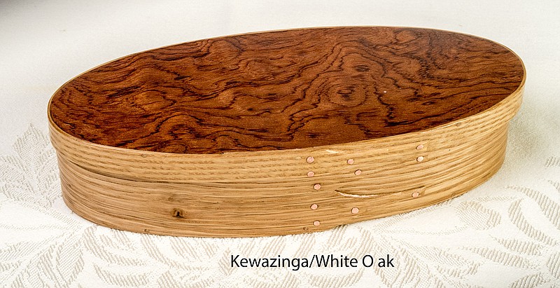Shaker box made of kewazinga and white oak by Bill Johnson. (Photo from In-Town Gallery)