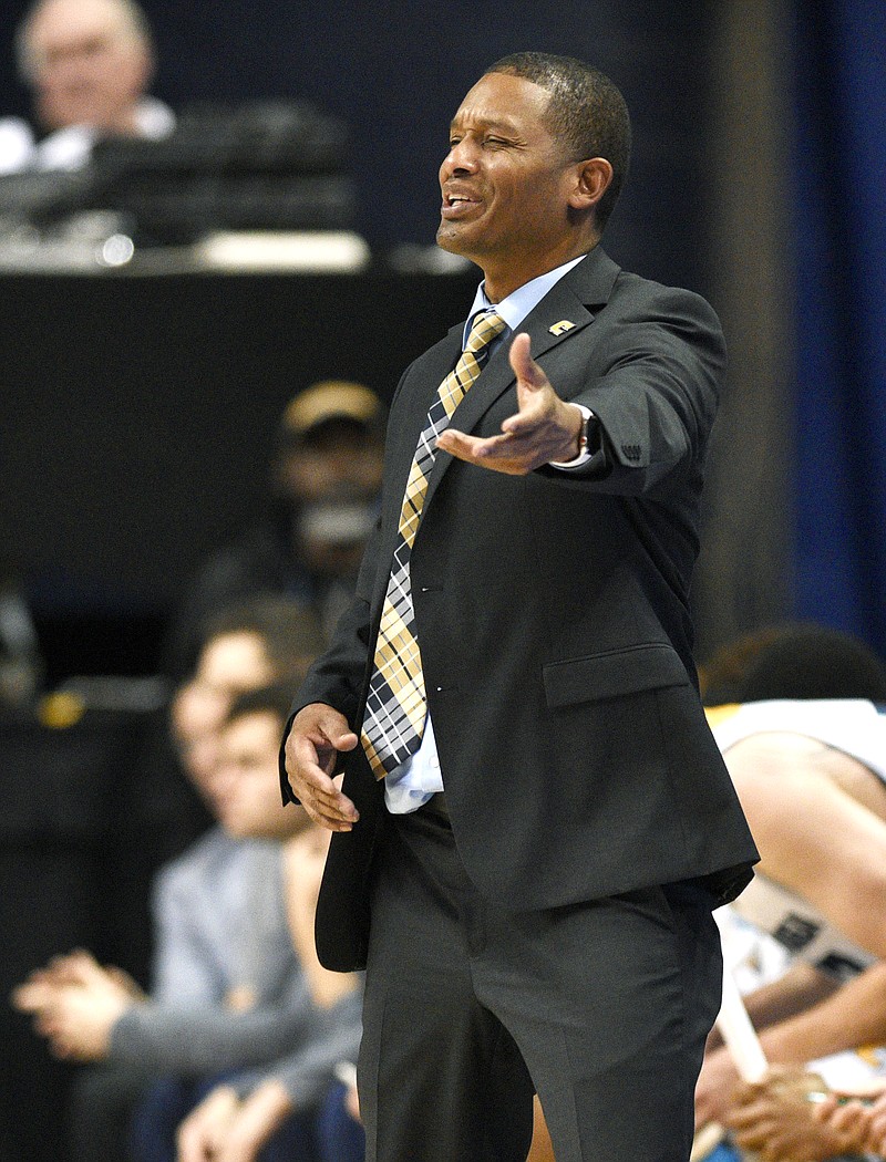 Lamont Paris coaches the UTC men's basketball team during a home game against Cumberland on Nov. 13.