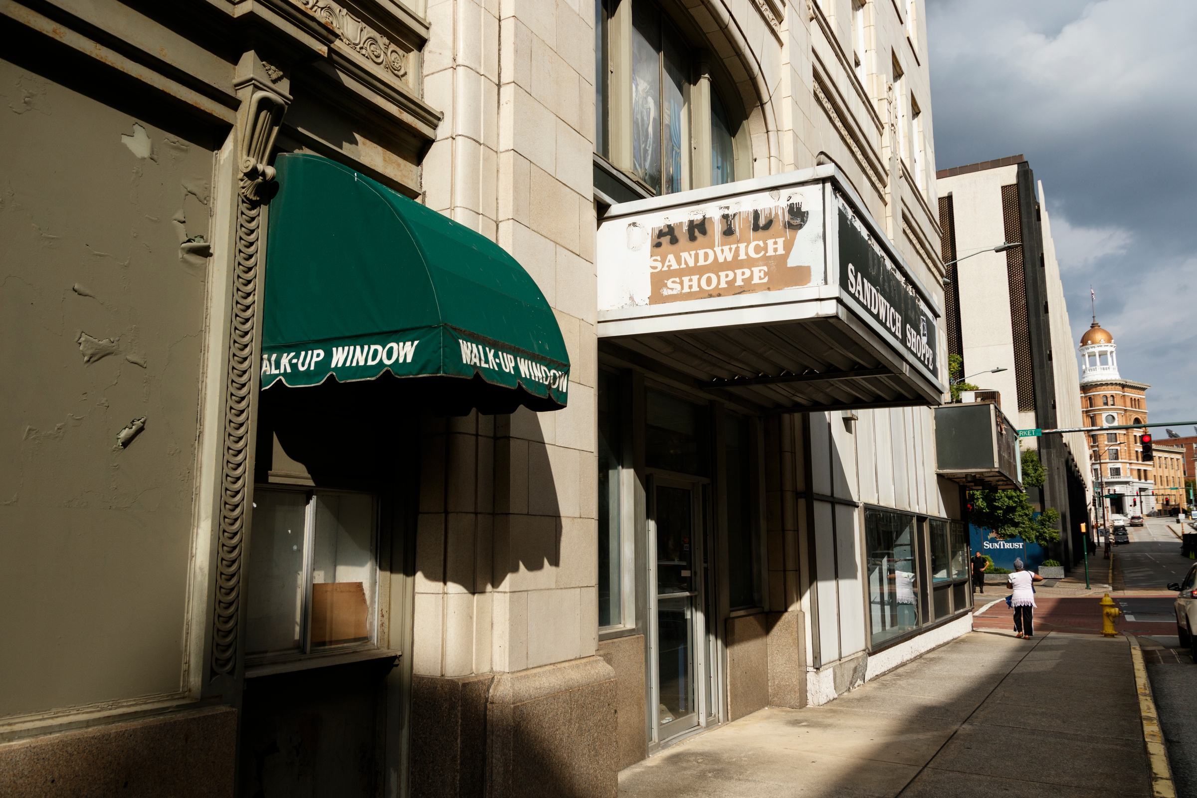 A vacant storefront on West 8th Street is seen on Tuesday, Oct. 2, 2018, in Chattanooga, Tenn.