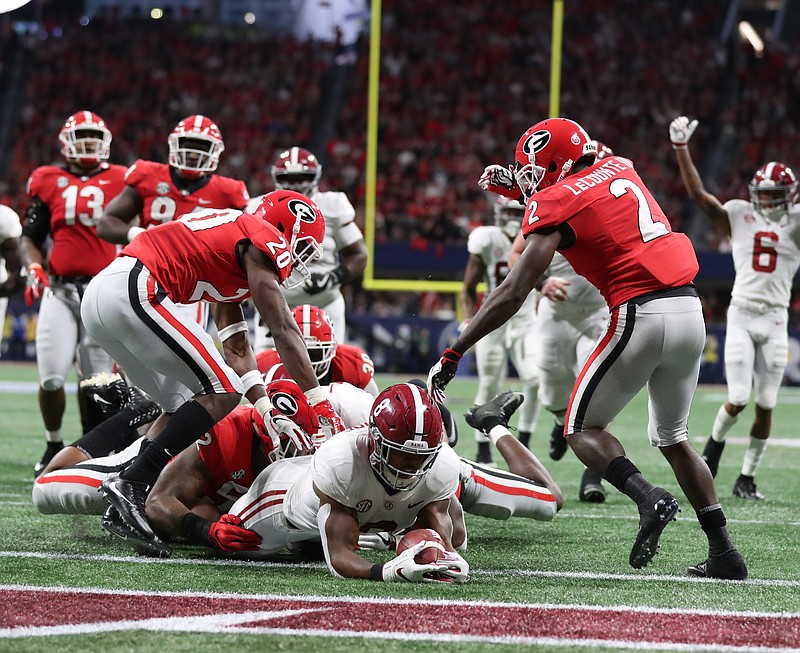The Georgia Bulldogs are working to regroup before their Sugar Bowl matchup against Texas after losing last Saturday's Southeastern Conference championship game 35-28 to Alabama, a contest the Bulldogs led 28-14.