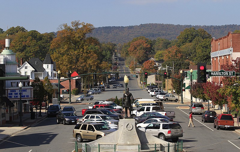 Dalton City Council approves shortterm loan program to aid small