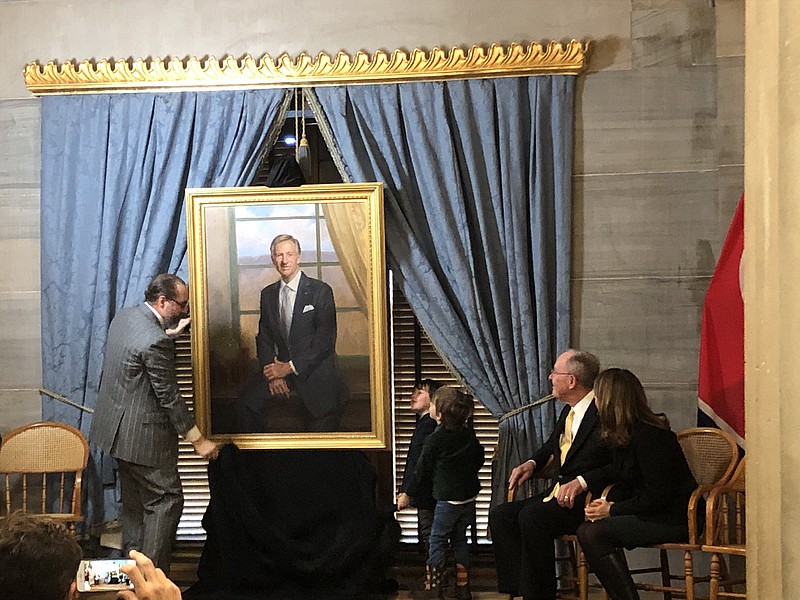 A portrait of Gov. Bill Haslam is unveiled Monday at the state Capitol as his grandsons and Sen. Lamar Alexander, second from right, watch.
