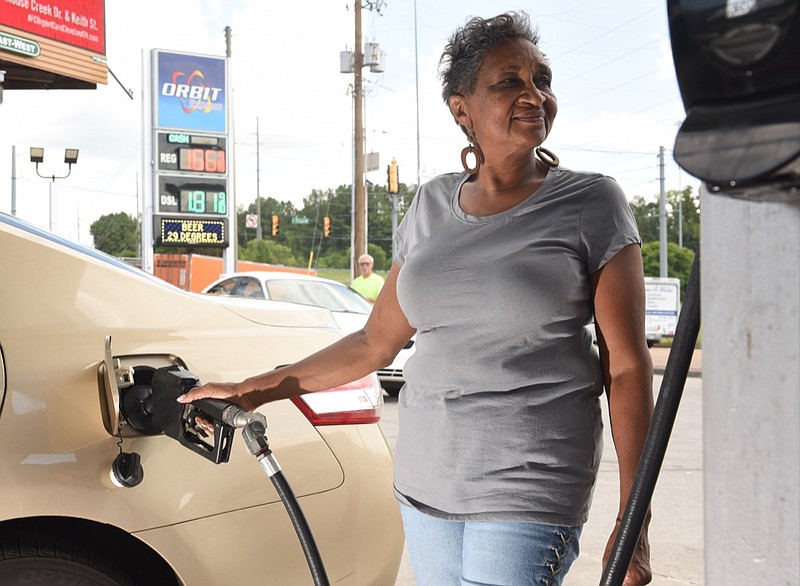Motorists enjoy cheapest gas prices at the start of year since Jan. 1