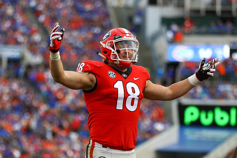 Junior tight end Isaac Nauta ignites Georgia fans during the Bulldogs' 36-17 victory over Florida in October.