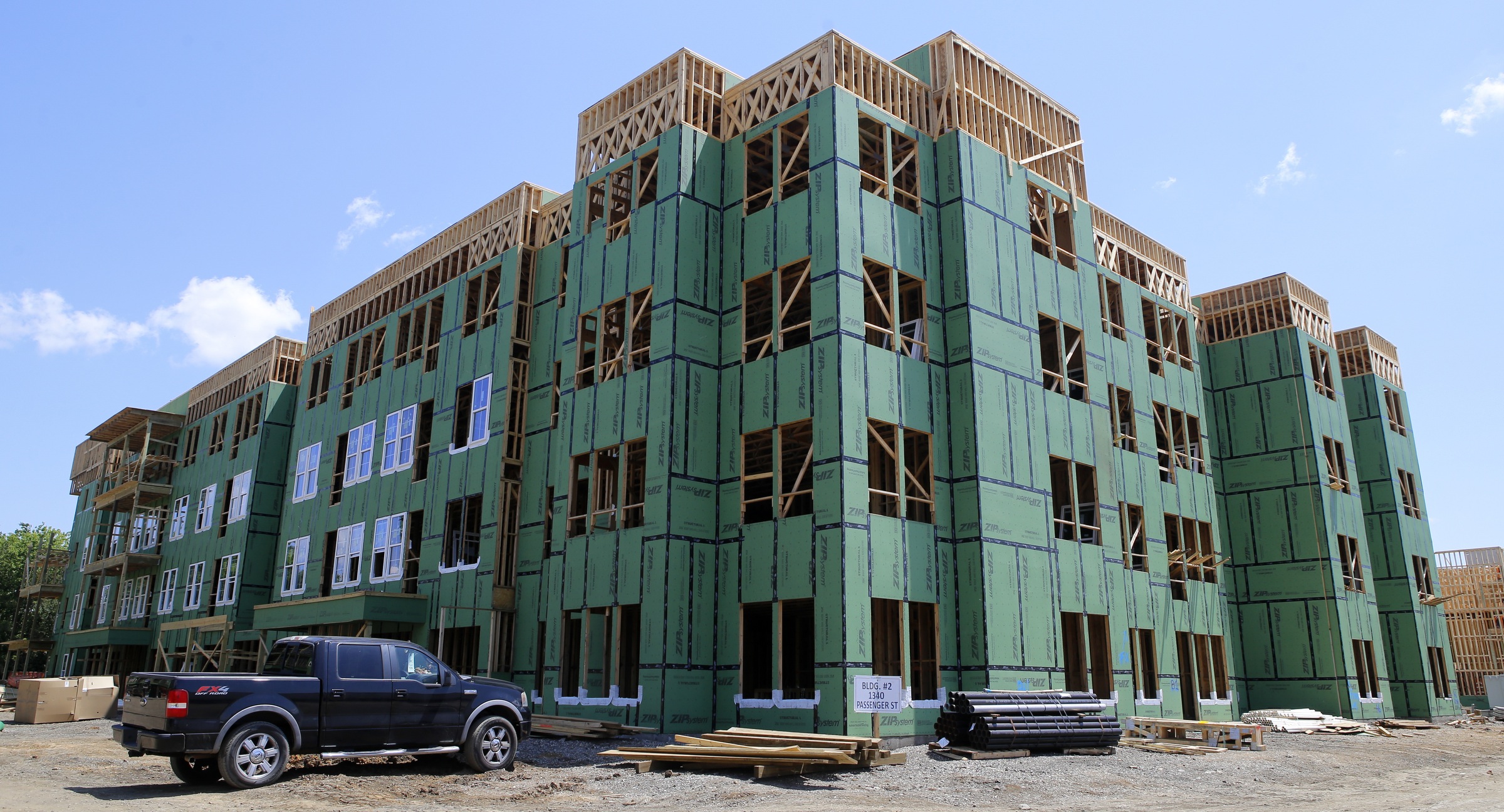 Downtown, Southside apartment building expected to slow as vacancies