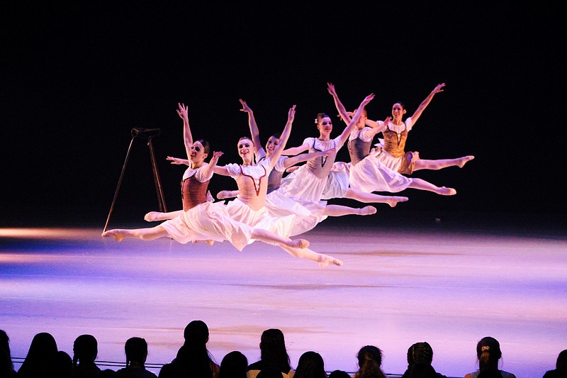 Ballet Magnificat dancers, front to back, are Emily Dix, Abbey Helsel, Ashley Helsel, Claire Harris, Margot Truelson and Lillian Ortiz. / Ballet Magnificat photo