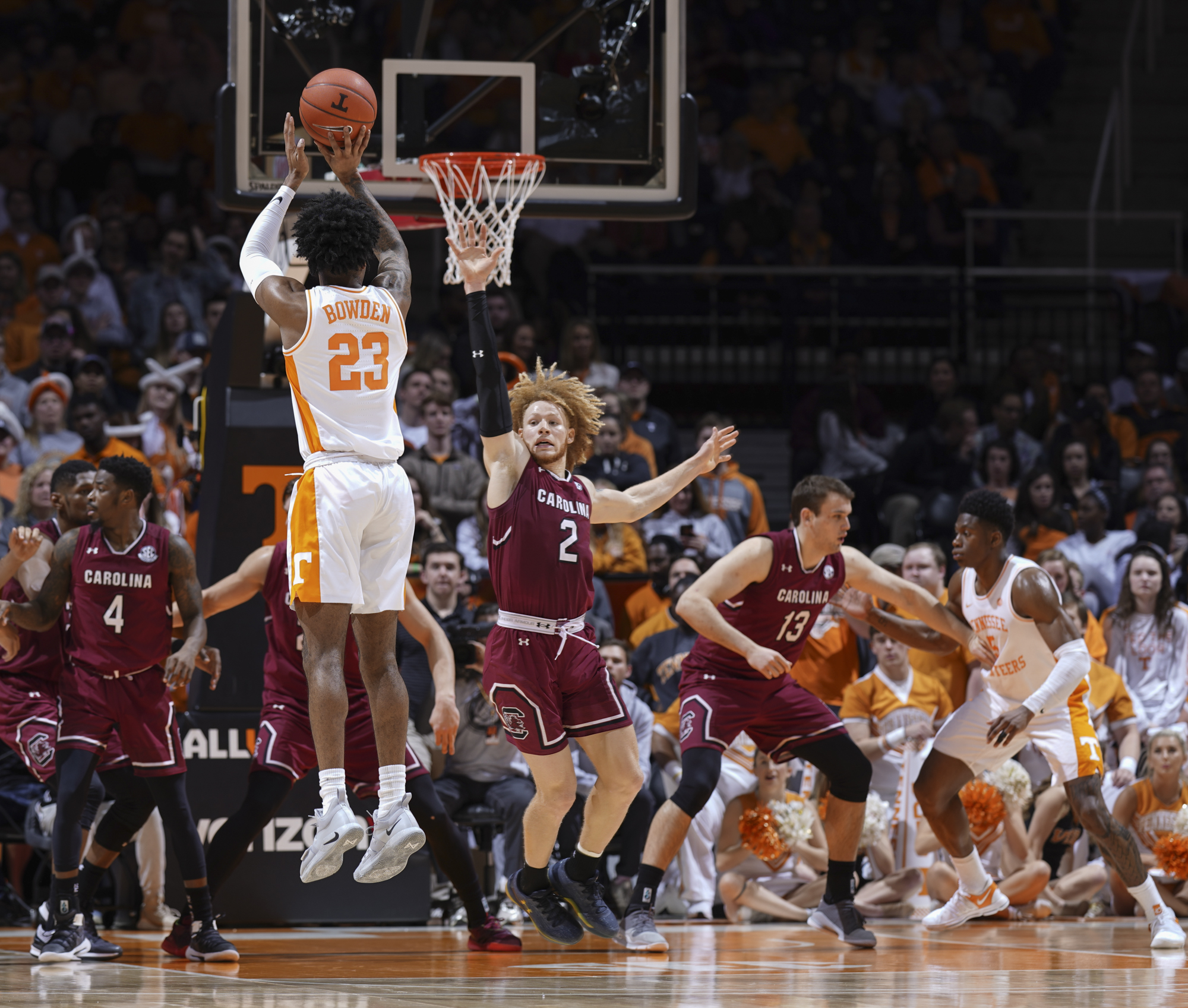 Tennessee's Jordan Bowden takes a 3-pointer Wednesday night against South Carolina.