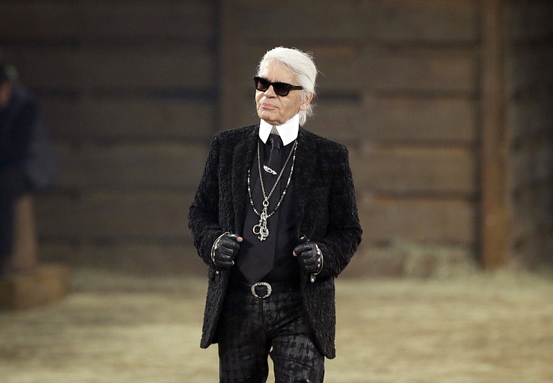 Chanel: Iconic couturier Karl Lagerfeld has died
