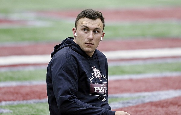 4 Things We Wish Happened at Johnny Manziel's Pro Day