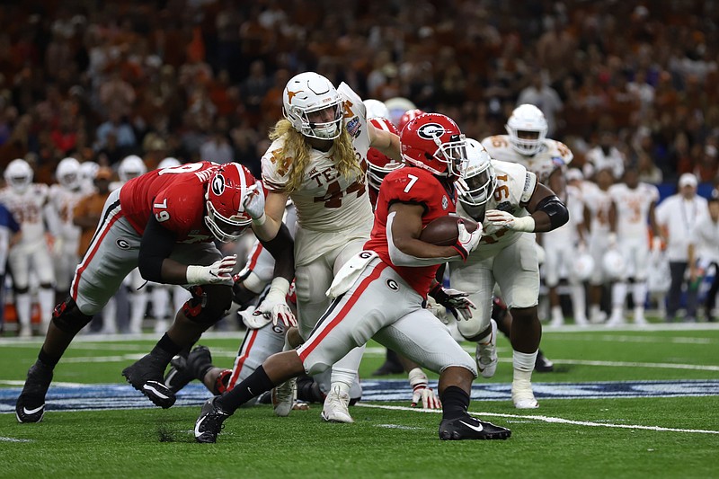 Georgia junior tailback D'Andre Swift (7) will try to move on from a disappointing Sugar Bowl performance that included two fumbles, with one recovered by the Longhorns.