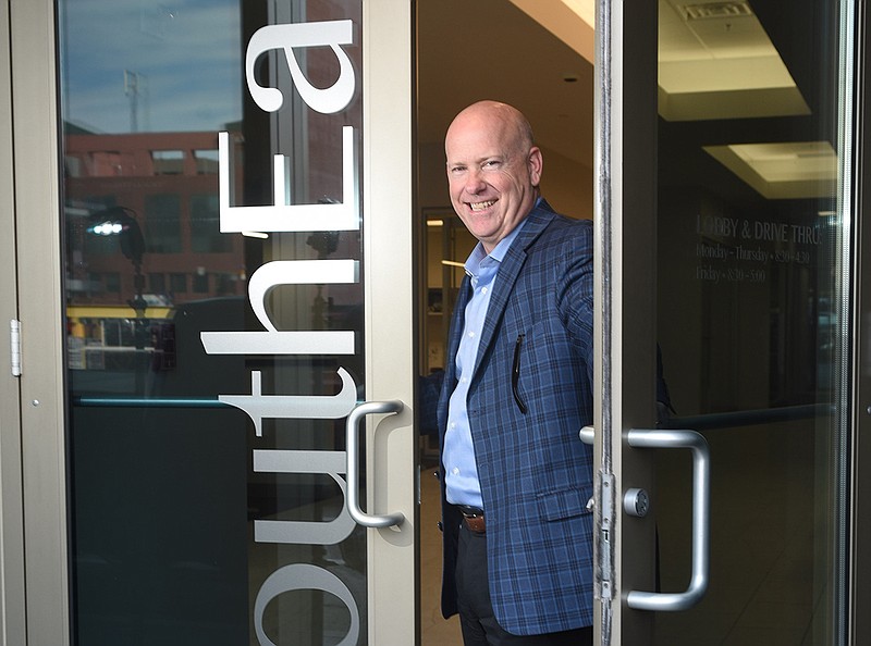 Edge magazine features Ron Jones, SouthEast Bank's Chattanooga president for Hamilton County.