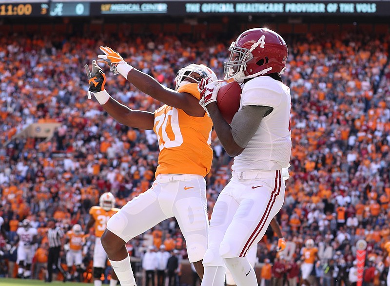 Jerry Jeudy's 11-yard touchdown reception on a pass from Tua Tagovailoa opened the floodgates to Alabama's 58-21 win over Tennessee last October at Neyland Stadium in Knoxville.