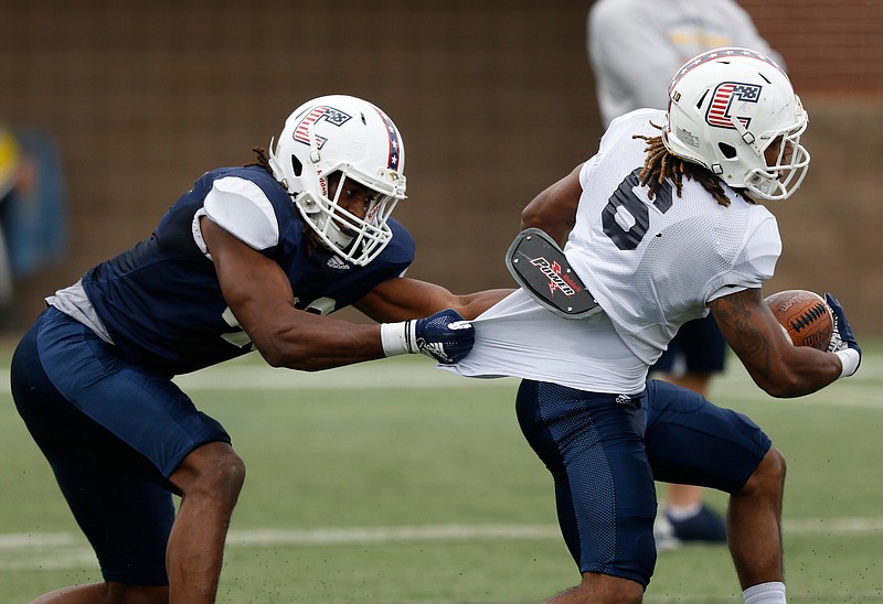 utc-notebook-fans-get-first-look-at-2019-football-team-chattanooga