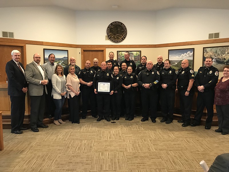 Signal Mountain Police Department earns state accreditation