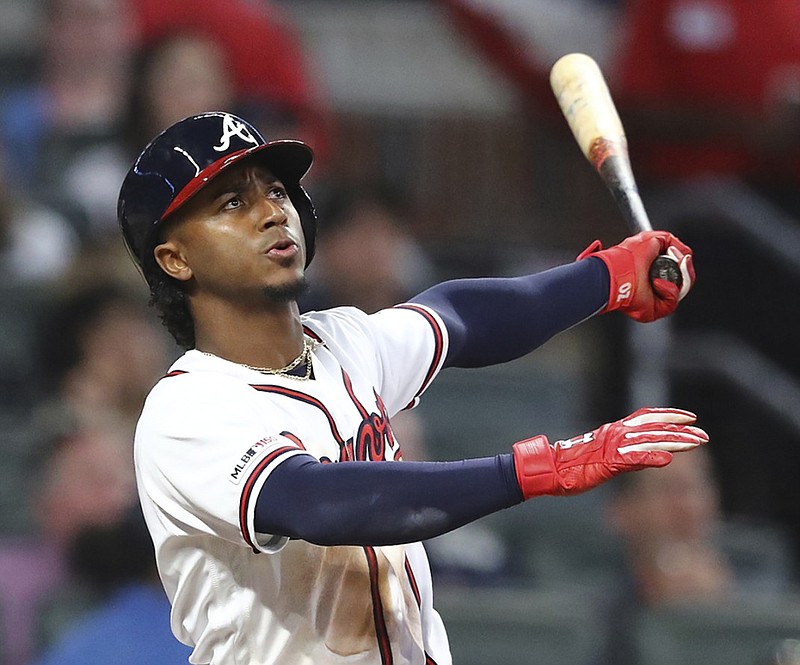 Ozzie Albies to get rest to heal right wrist
