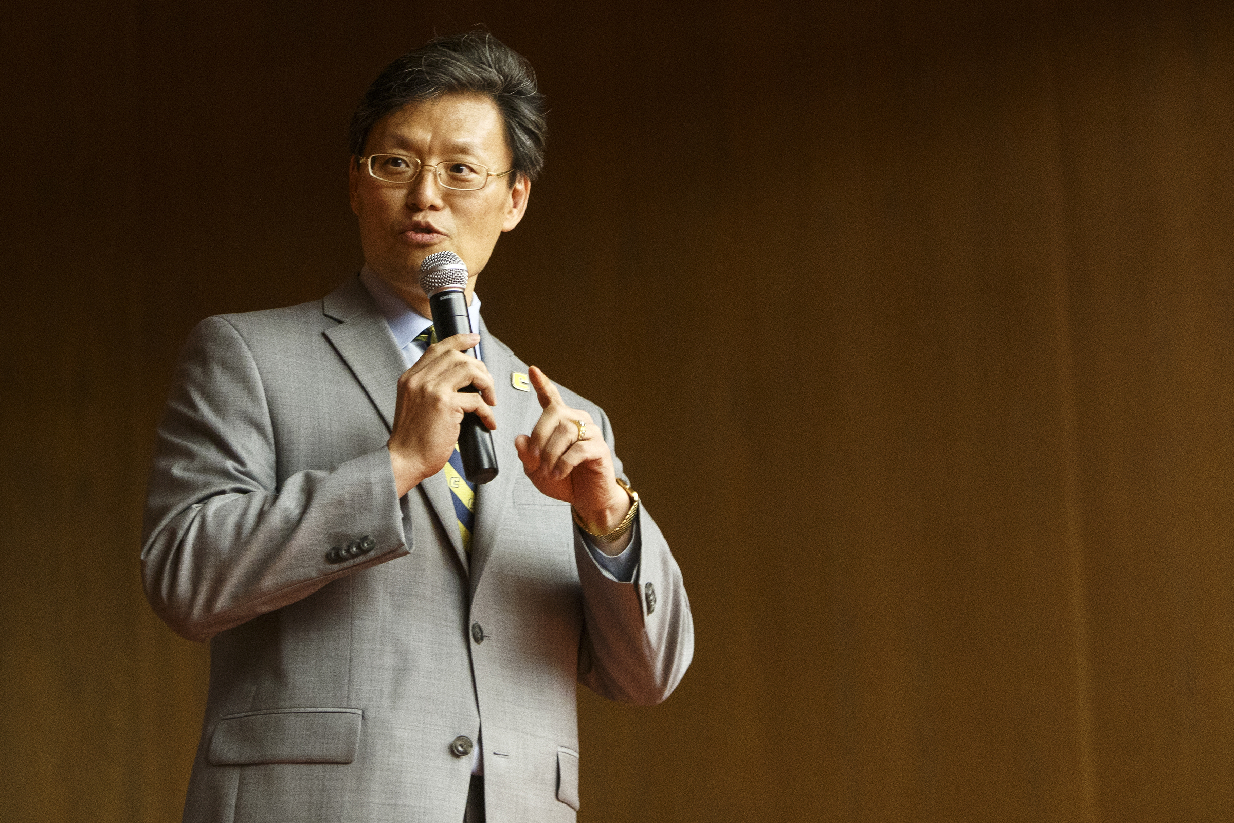 Daniel Pack, dean of the College of Engineering and Computer Science, speaks during the awards ceremony for the University of Tennessee at Chattanooga College of Engineering and Computer Science's Technology Symposium at the downtown Public Library on Thursday, April 18, 2019 in Chattanooga, Tenn.