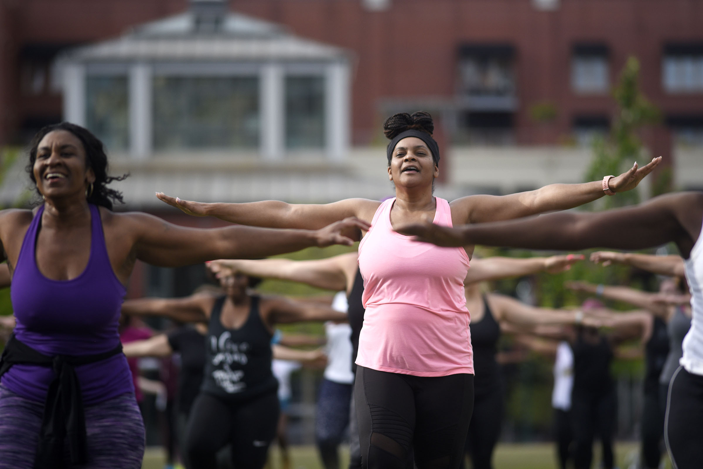Cempa Community Care and Hospice of Chattanooga hosted the Third Neighborhood Workout Jam Session at Miller Park on May 13, 2019. Mayor Andy Berke addressed the participants.