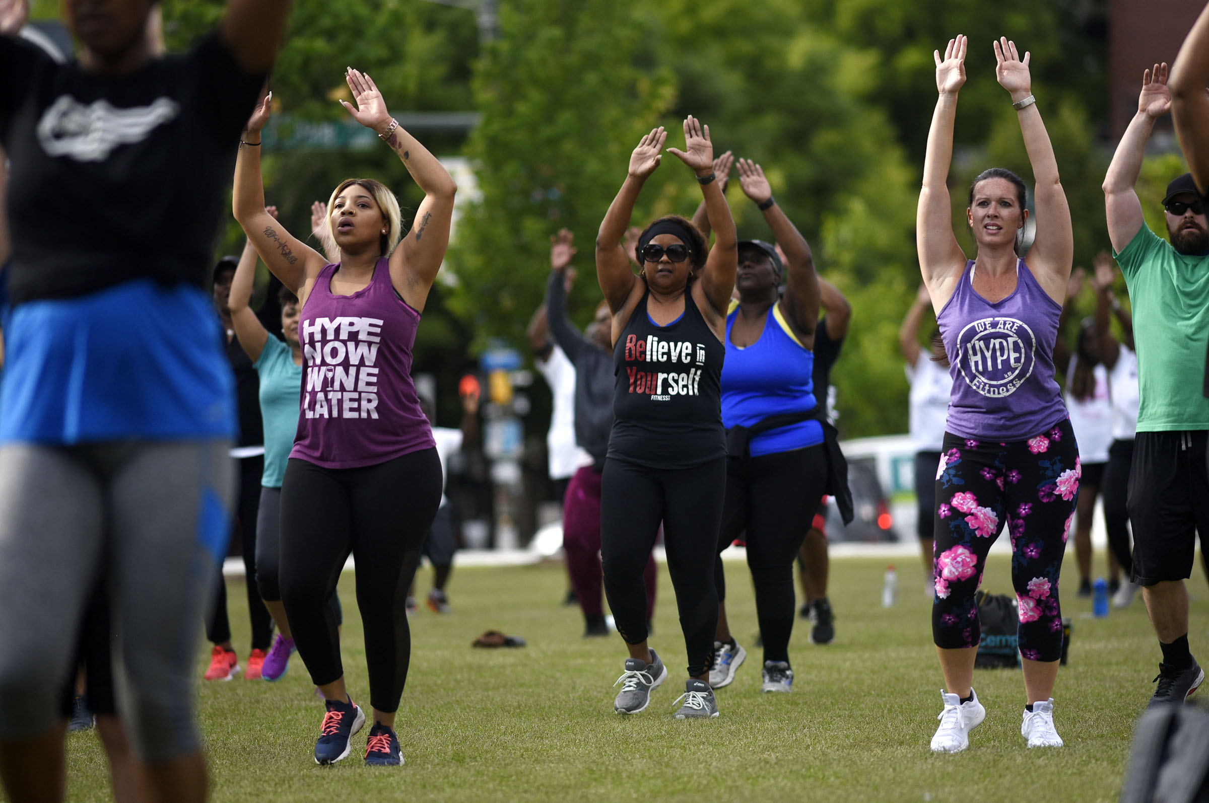 Cempa Community Care and Hospice of Chattanooga hosted the Third Neighborhood Workout Jam Session at Miller Park on May 13, 2019. Mayor Andy Berke addressed the participants.