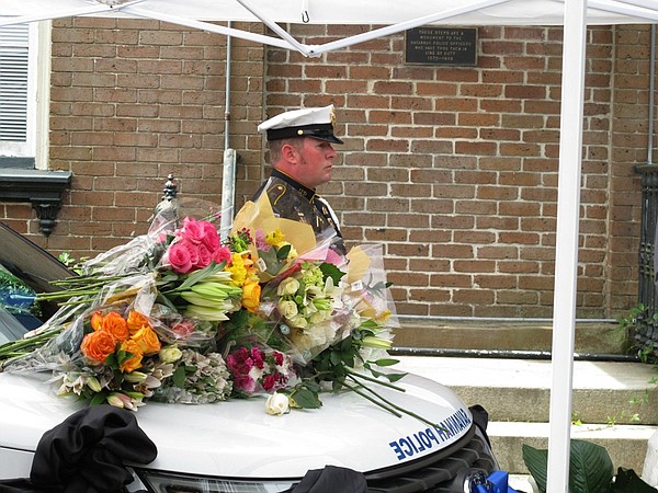 Savannah Police Mourn Sergeant Killed By Robbery Suspect Chattanooga Times Free Press 4529