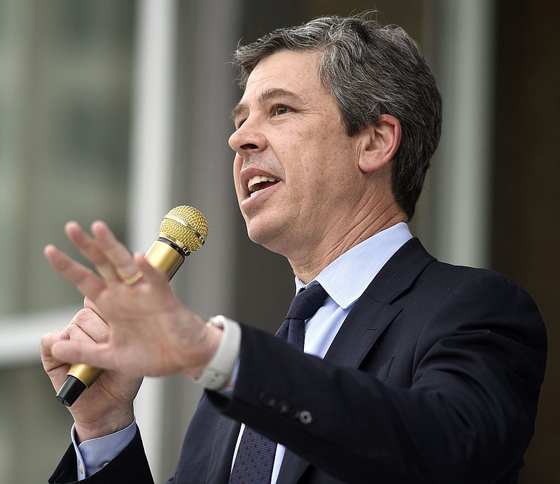 Chattanooga Mayor Andy Berke encourages the crowd at the Third Neighborhood Workout Jam Session at Miller Park on May 13, 2019. The event was hosted by Cempa Community Care and Hospice of Chattanooga.