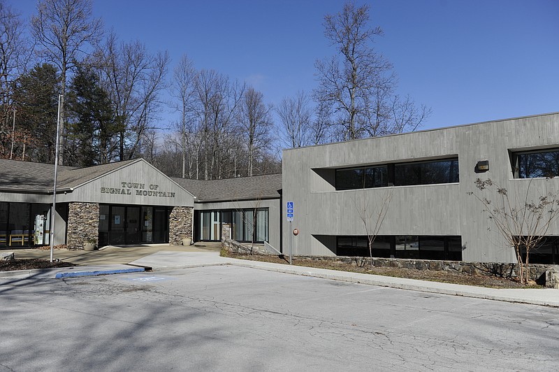 The Signal Mountain Town Hall complex is shown.