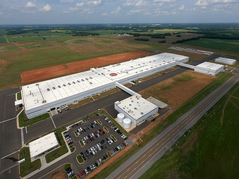 LG Electronics unveiled its new million-square-foot washing machine facility in Clarksville, Tennessee, on May 29, 2019. / Photo by Josh Vaughn, courtesy of LG-One