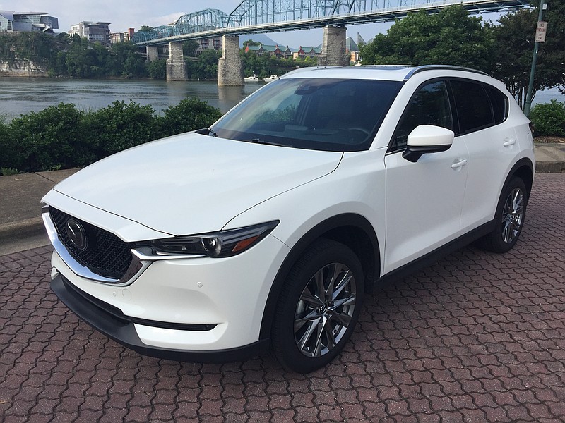 The 2019 Mazda CX-5 Signature has sculpted body lines.


