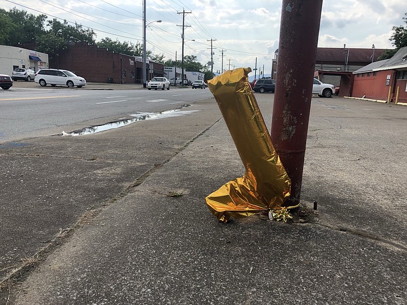 A balloon is seen at the corner of East Main Street and South Kelly Street on June 10, 2019. A crash took place at this intersection on June 7, 2019, claiming the life of a 9-year-old boy. / Staff photo by Rosana Hughes
