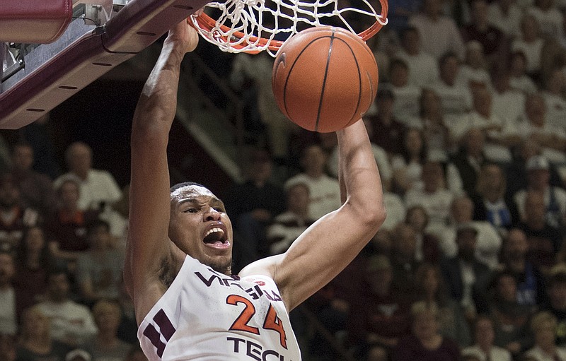 Kerry Blackshear Jr. dunks for Virginia Tech during the Hokies' game against Duke in February in Blacksburg, Va. According to multiple media reports, Blackshear, a graduate transfer who visited Tennessee among other programs, is headed to Florida.