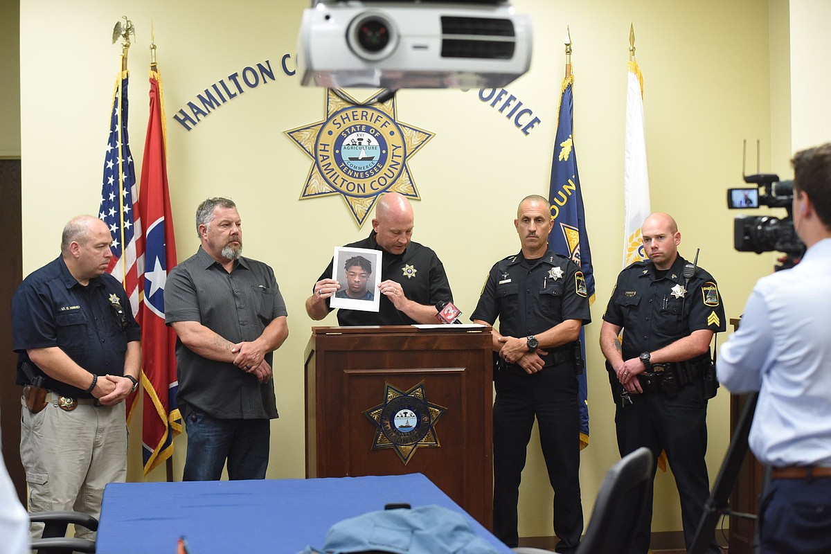 UPDATE: Police find ID bracelet, hospital gown of Hamilton County Jail ...