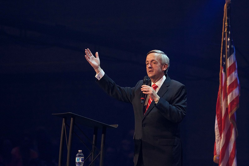Robert Jeffress speaks at Abba's House in Hixson on Sunday about "America's Coming Implosion."