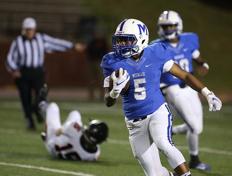 McCallie's B.J. Harris (5) runs the ball during the McCallie vs. Ensworth Division II-AAA football playoff game at McCallie School Friday, November 9, 2018 in Chattanooga, Tennessee.