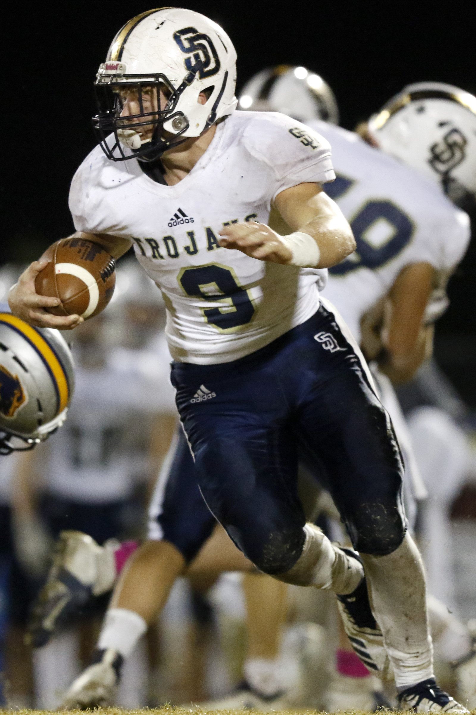 Soddy-Daisy's Hayden Maynor (9) carries versus Walker Valley at Walker Valley High School on Friday, Oct. 26, 2018 in Cleveland, Tenn.