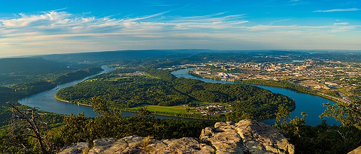 Panorama of Chattanooga and the Tennessee River is seen from Point Park on Lookout Mountain. / Getty Images/iStockphoto/PapaBear