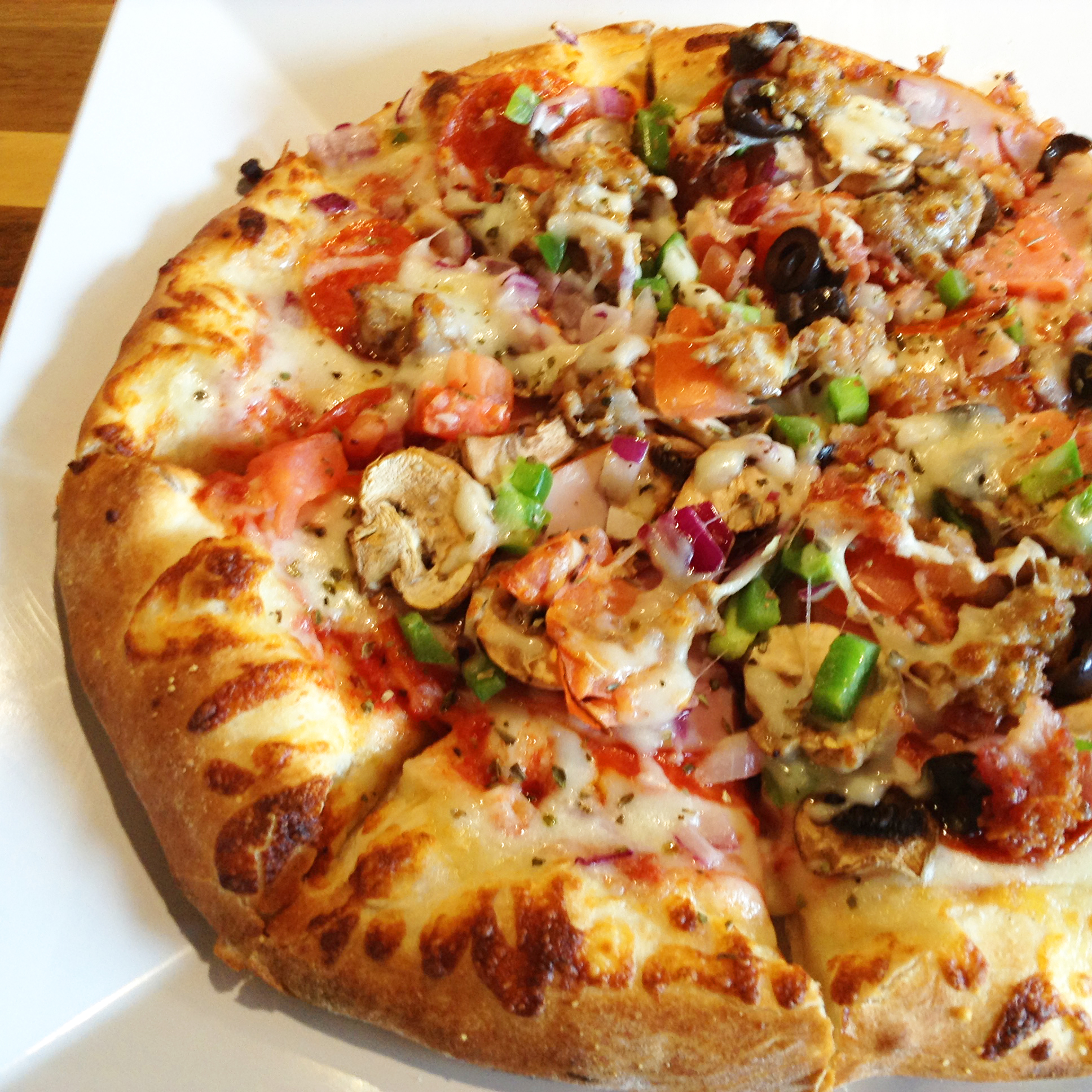 Staff Photo by Chris Zelk / The Stevarinos deluxe small pizza.