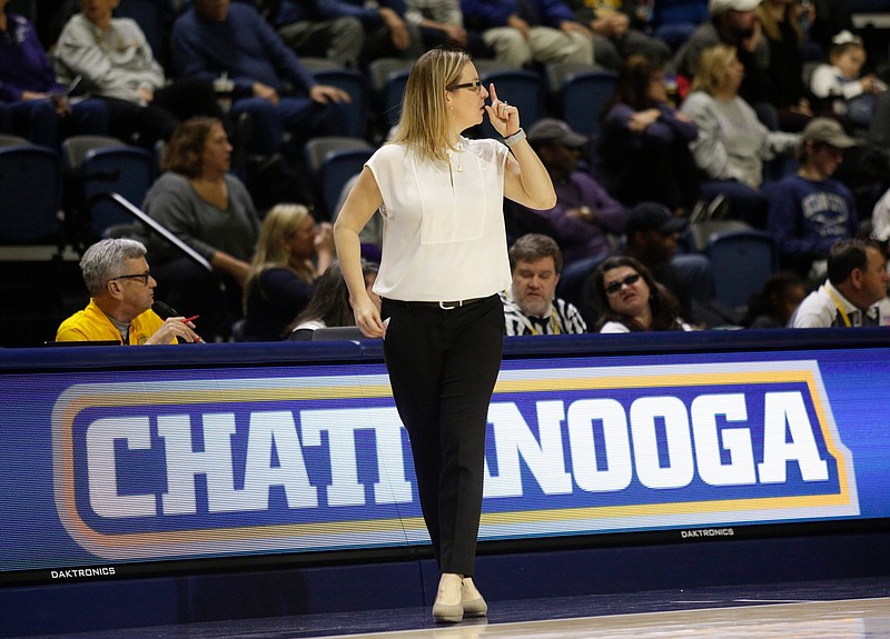 Staff file photo by Doug Strickland / Chattanooga women's basketball coach Katie Burrows directs players during the Mocs' home basketball game against the Paladins at McKenzie Arena on Saturday, Jan. 19, 2019, in Chattanooga, Tenn.