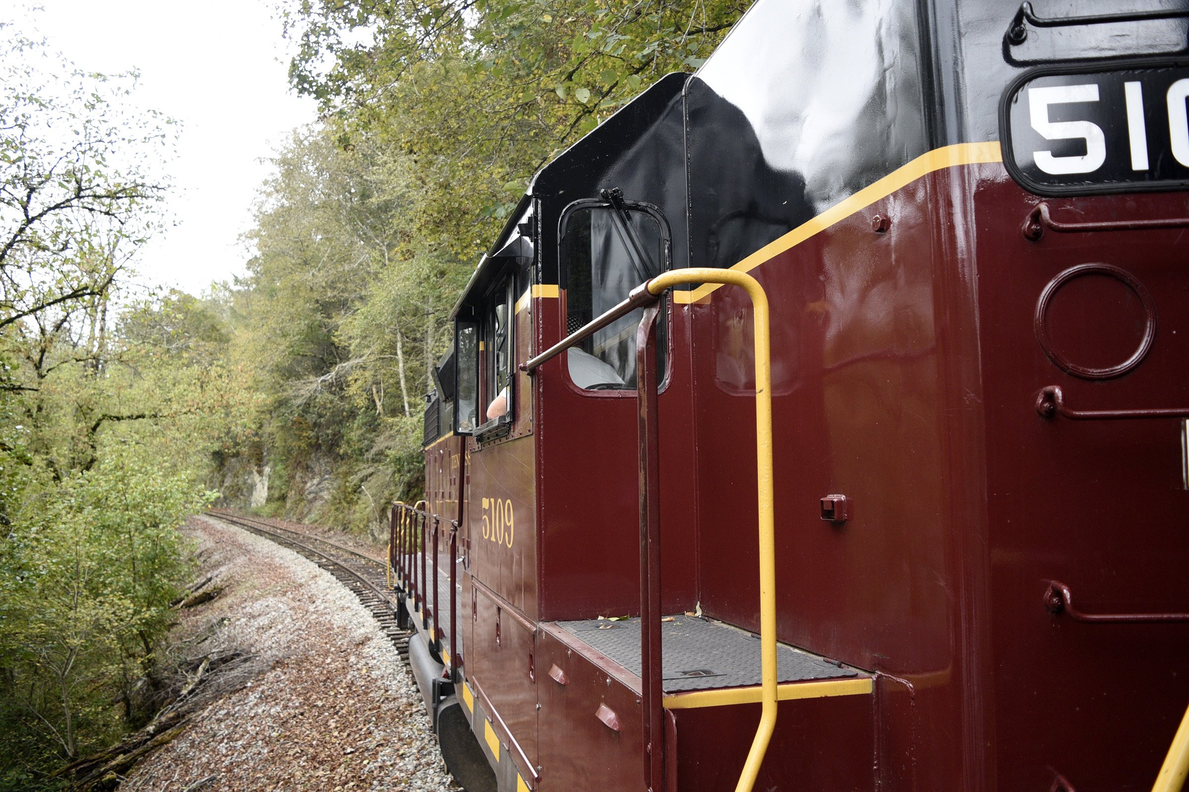 Staff Photo by Robin Rudd/ Engine 5109 had the honors of pulling the excursion.
