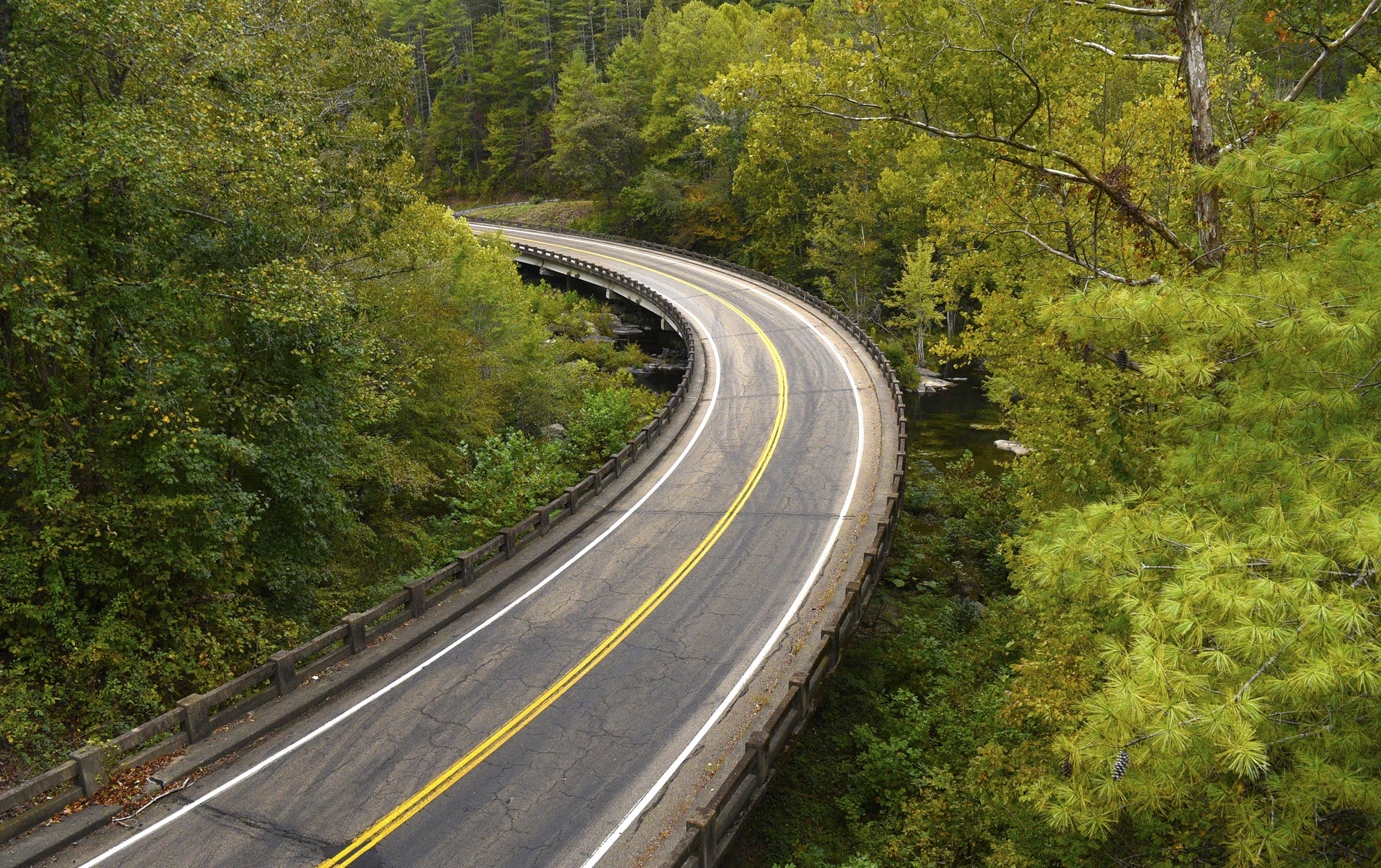 Staff Photo by Robin Rudd/ The train passes over Tennessee Highway 68.