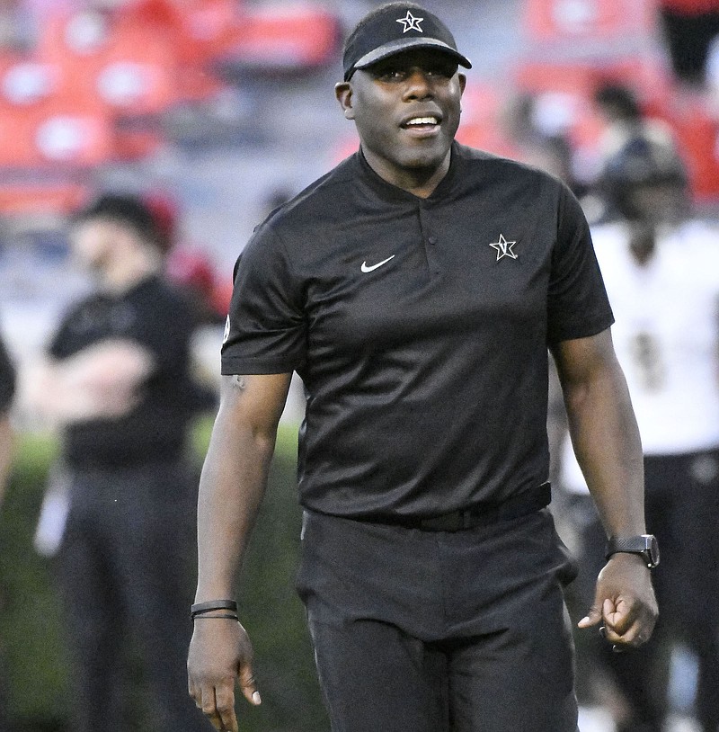 Georgia photo/John Kelley / Vanderbilt football coach Derek Mason has three wins over Tennessee, two bowl trips and one victory over Georgia, but his sixth Commodores team is just 1-5 at the midway mark of the regular season.