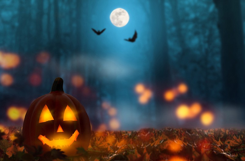 jack lantern in the halloween night halloween tile jack o lantern pumpkin tile scary boo / Getty Images
