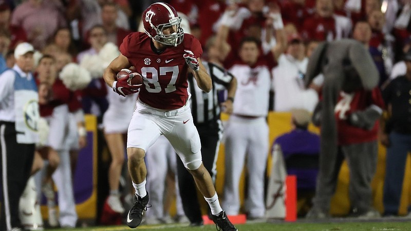 Crimson Tide Photos / Alabama redshirt junior tight end Miller Forristall will miss the rest of the regular season after injuring his throat last Saturday against Arkansas and undergoing surgery as a result.