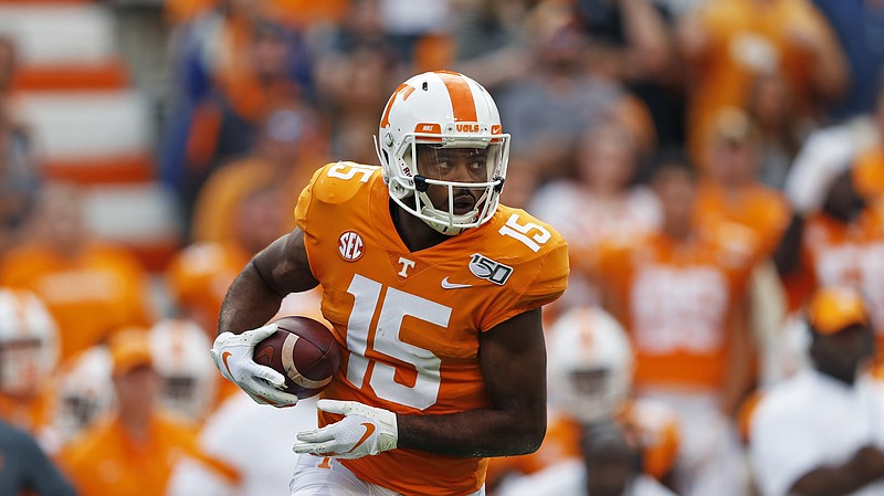 Tennessee wide receiver Jauan Jennings (15) runs for yardage in the first half of an NCAA college football game against South Carolina, Saturday, Oct. 26, 2019, in Knoxville, Tenn. (AP Photo/Wade Payne)