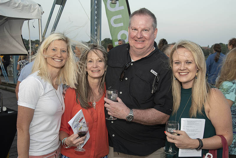 Ginger Robinson, Dawn & Eric Davanport and Tamara Green/ Photography by Michael Hampton