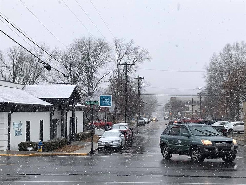 Snow falls in downtown Dayton, Tenn., on Tuesday afternoon. Contributed photo by Alex Green